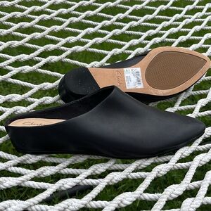 Clarks Sense Beau- Black Leather SplipOn